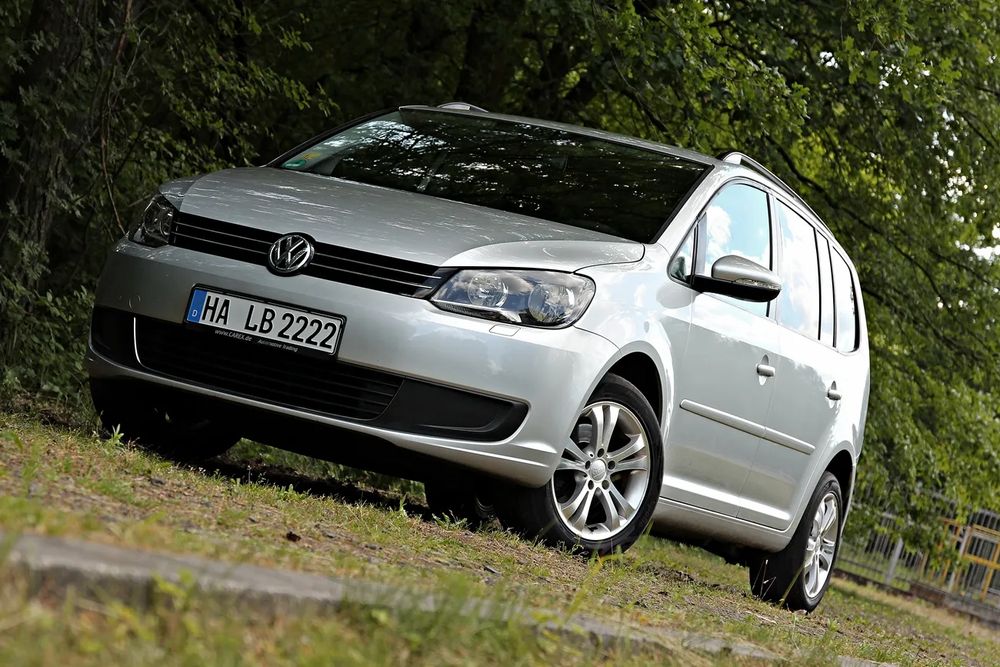 Volkswagen Touran II (2010-2015) 1.6 TDI DPF STYLE 2010