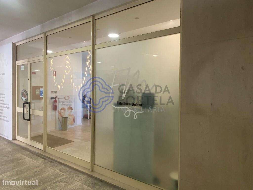 Loja c/ 2 frentes em S.M. Feira - Grande imagem: 2/10