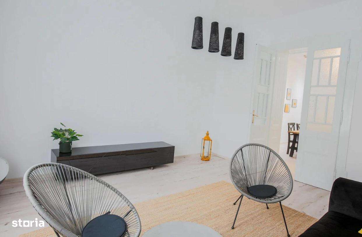 Apartament de închiriat – 2 camere, la 5 minute de Universitatea - Imagine principală: 5/13