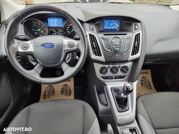 Ford Focus 1.6 TDCi DPF Trend - 9