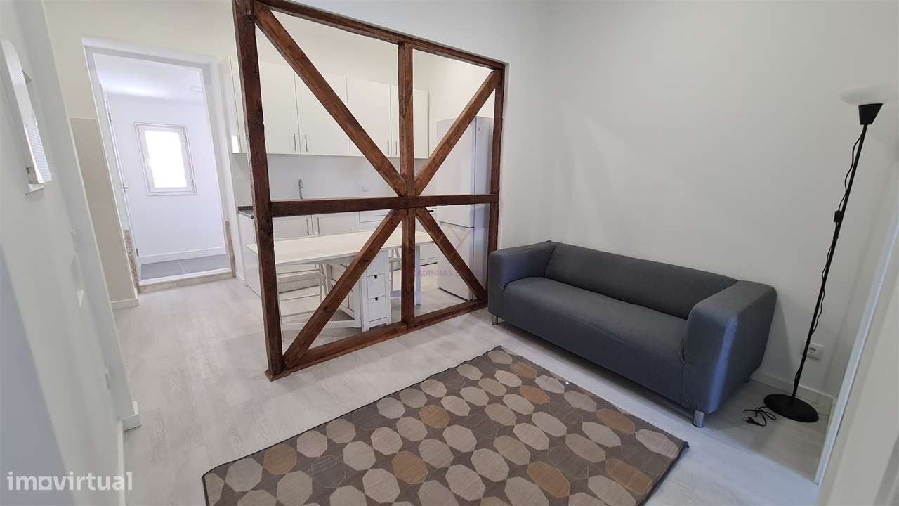 Edifício de rendimento na Penha de França - Grande imagem: 2/55