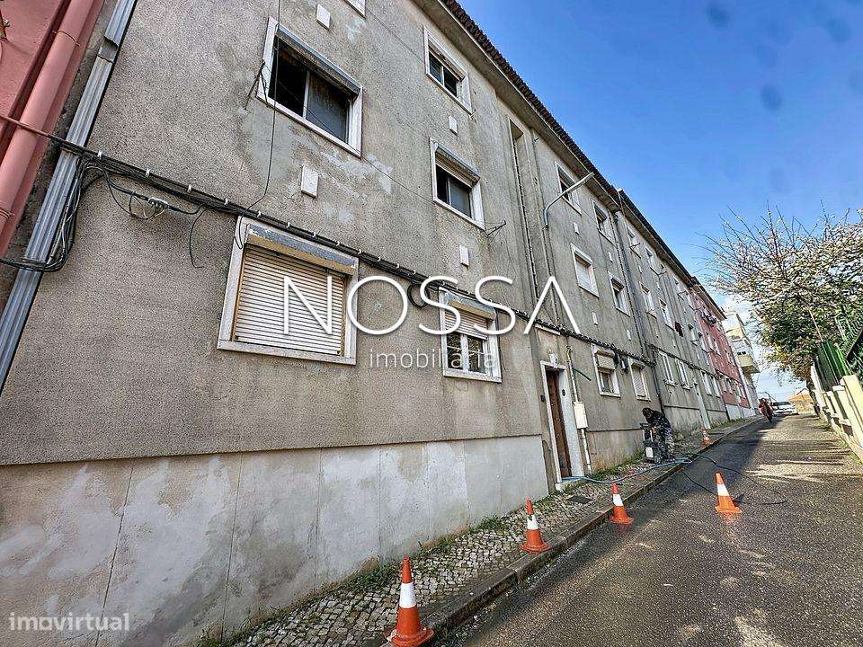 T2 para Obras Totais | Aproveitamento Sótão | V. Nova-8