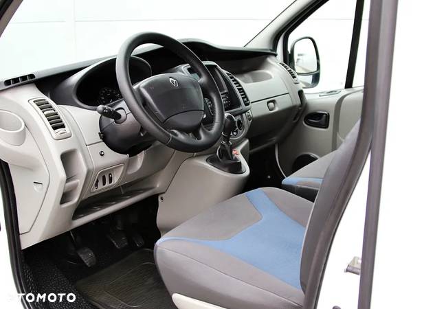 Renault TRAFIC - 16