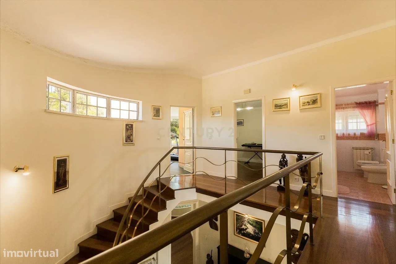 Moradia em Cernache, Coimbra - T6 com Piscina, Ginasio, Parque infanti-26
