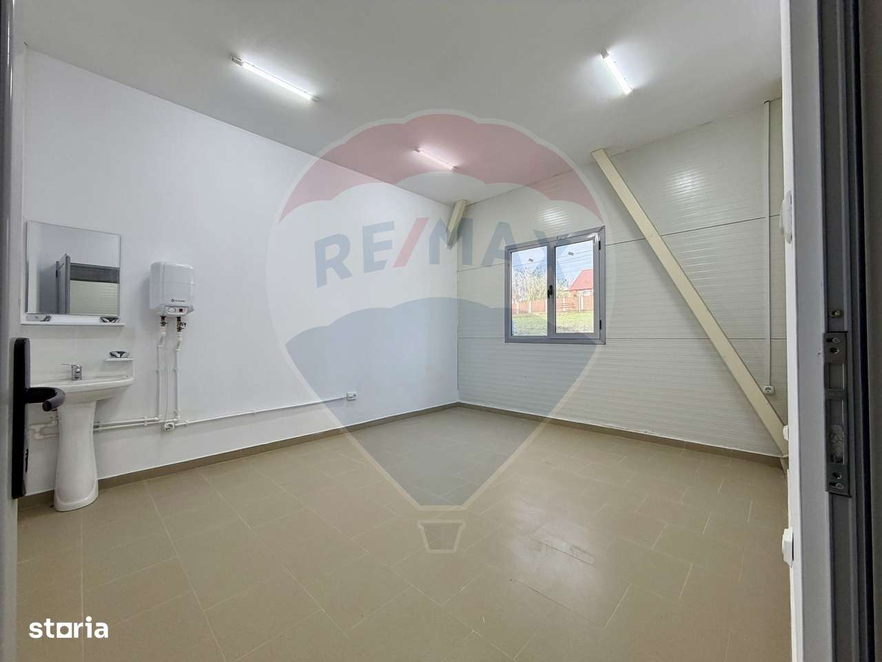 Teren agricol 13,1 ha + Hală 700 mp + Utilaje Agricole - Piscu, Galati-8