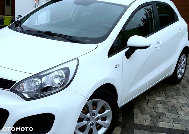 Kia Rio 1.2 Business Line - 26