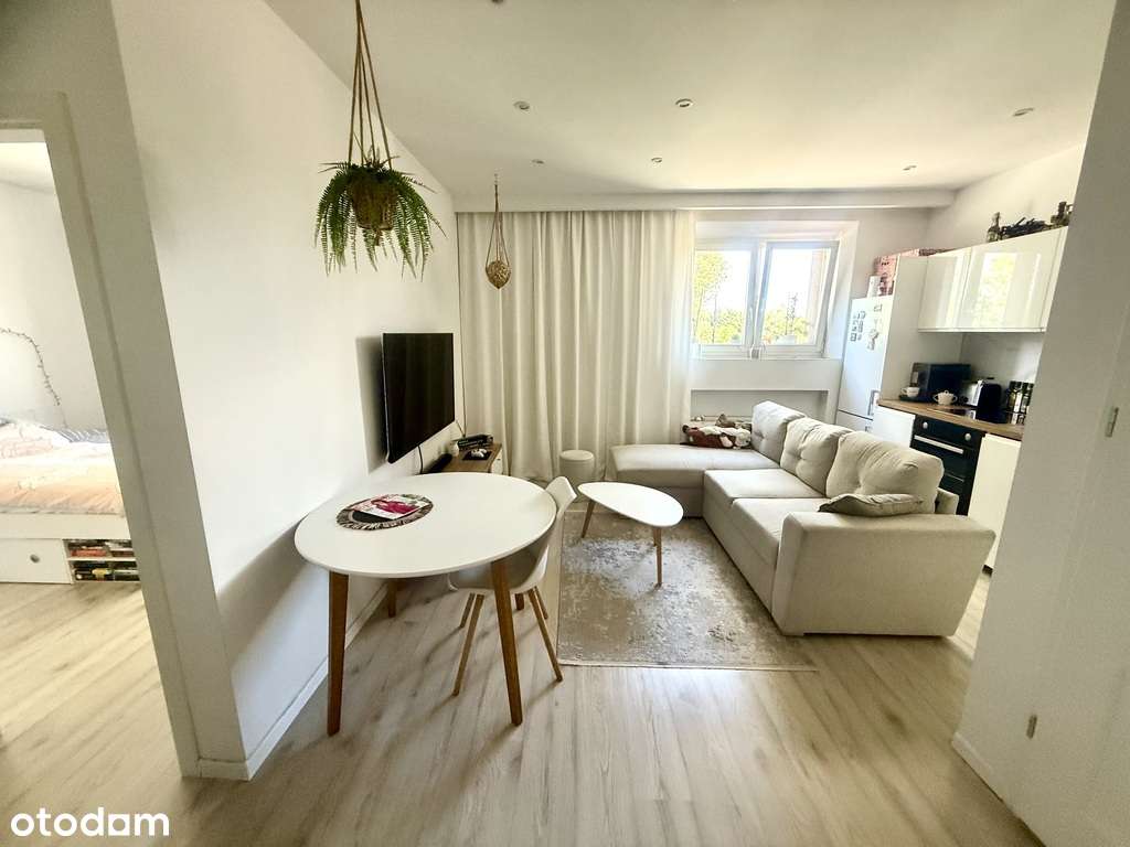 Śródmieście – 2 pokoje, gotowe do wprowadzenia-4