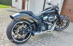 Harley-Davidson Softail Breakout - 34