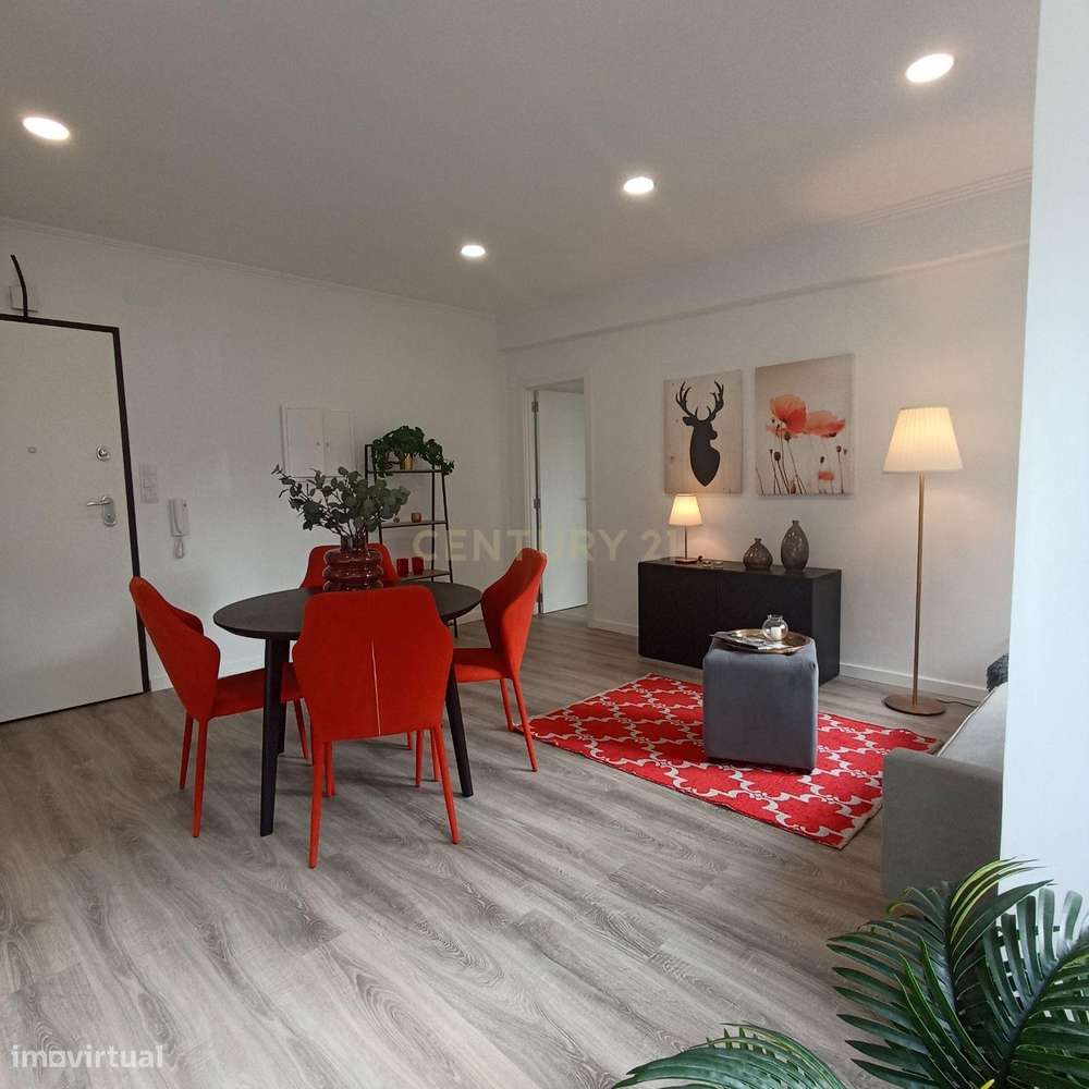 T3 ESTREAR em BENFICA com Garantia + Mobília Incluída + Vista Monsanto - Grande imagem: 3/17
