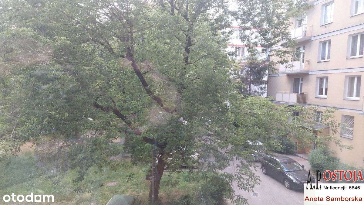 Kawalerka z balkonem blisko Sądów!-10