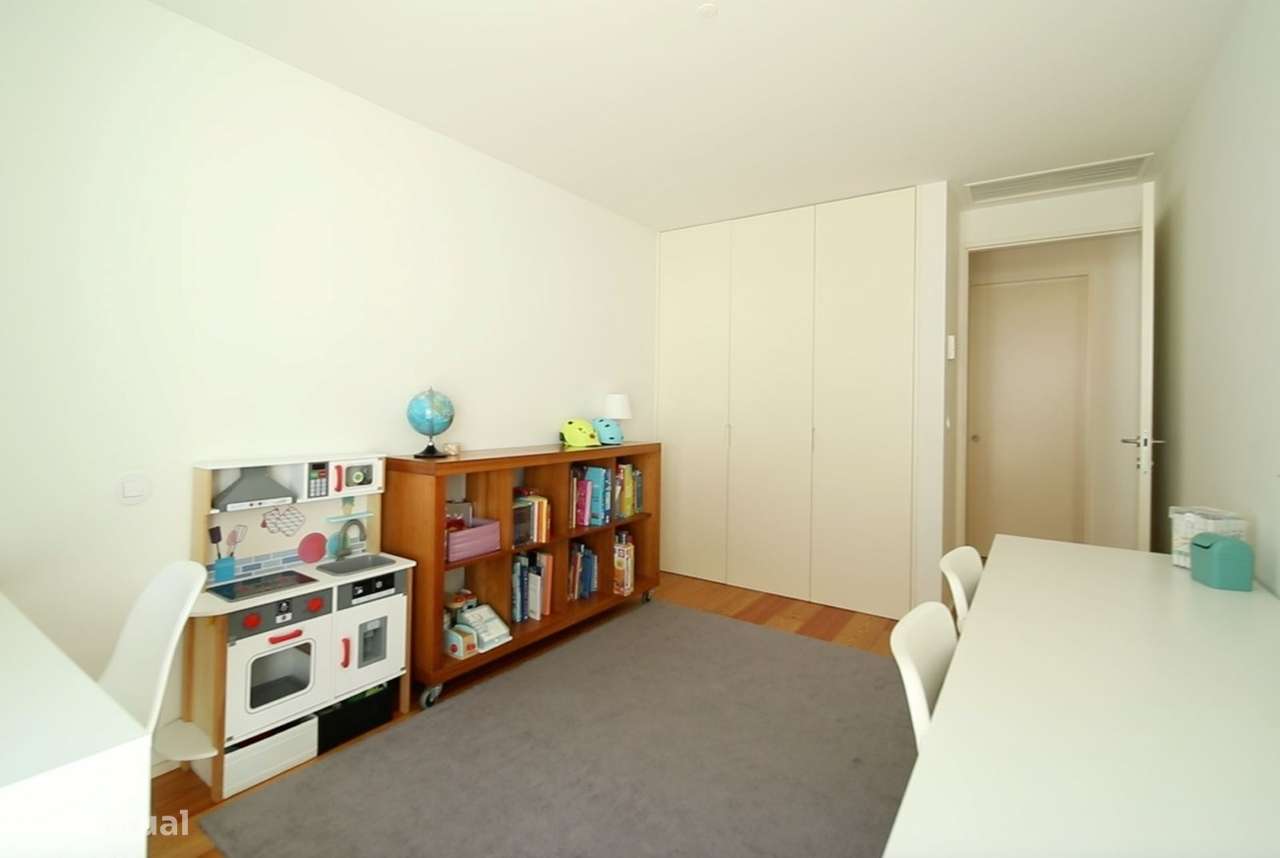 Apartamento T3 de Excelência em Matosinhos, terraço de 40 m² e lugar d-15