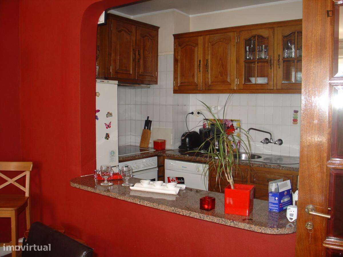 Apartamento com 2 quartos - localizado em São Nicolau Porto - Grande imagem: 5/11