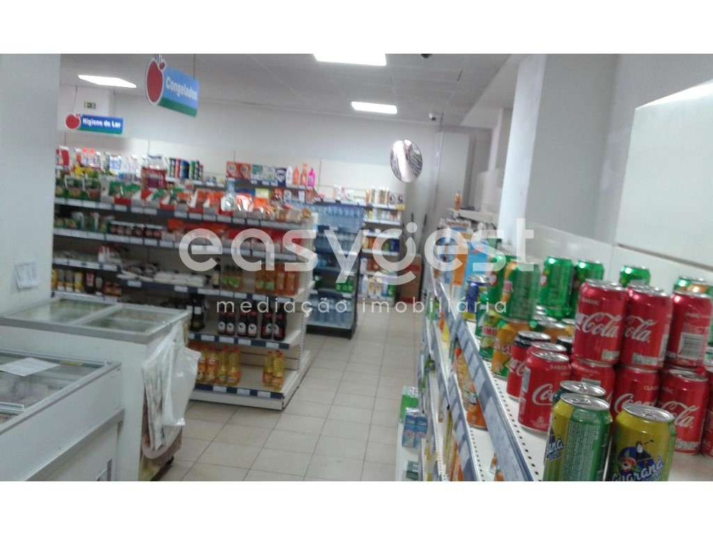 Alverca Centro, Supermercado em funcionamento venha conhecer - Grande imagem: 4/9