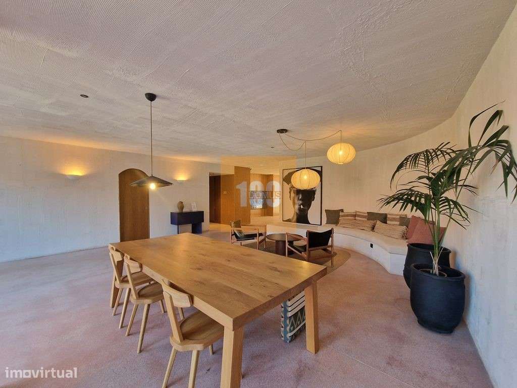 Moradia T3 triplex na Baixa do Porto - Grande imagem: 2/53