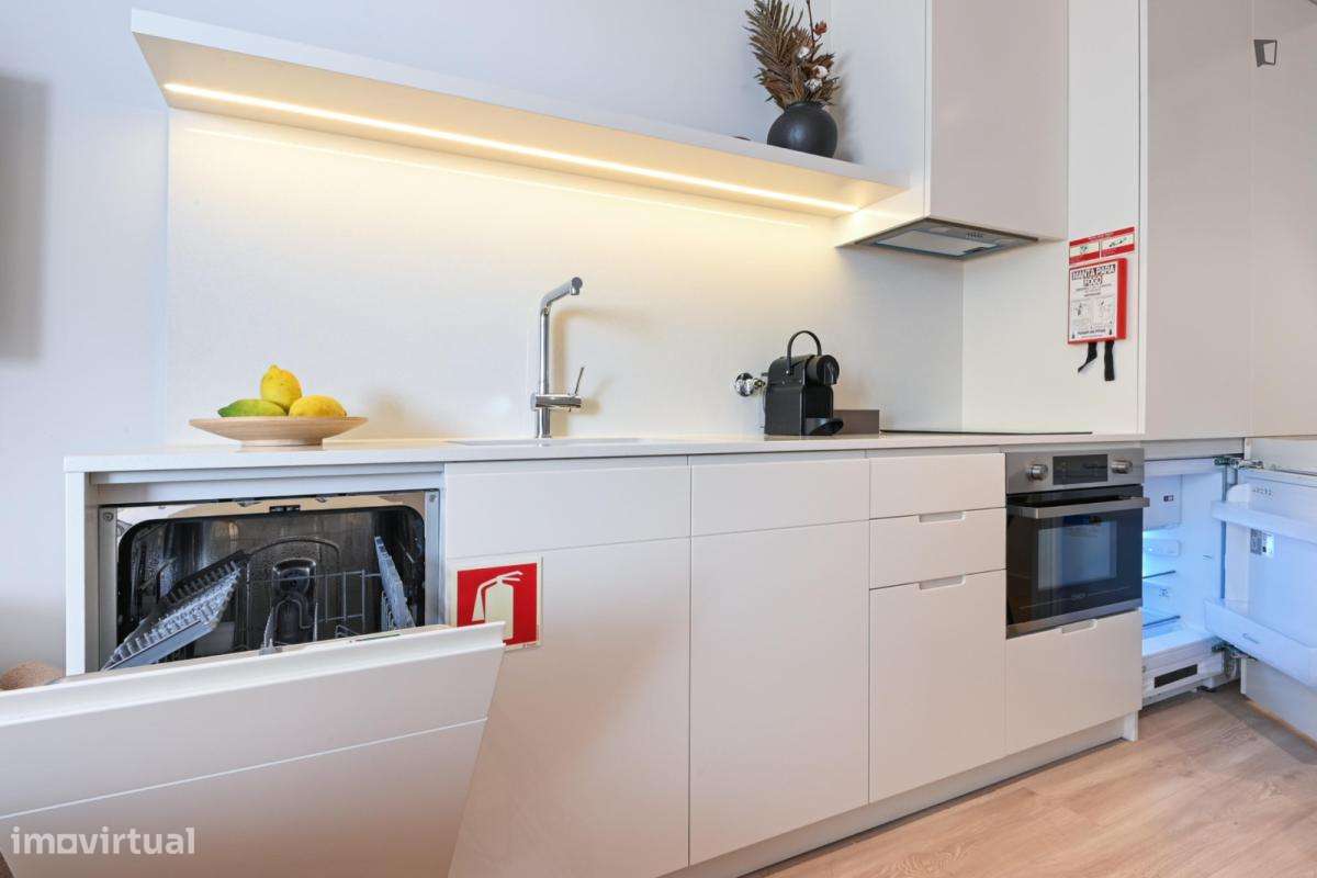 Estúdio - localizado em Ferreiros e Gondizalves Braga - Grande imagem: 4/7