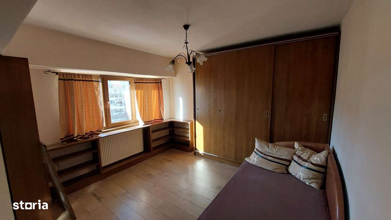 Apartament 2 camere, Ultracentral, decomandat - Imagine principală: 5/8