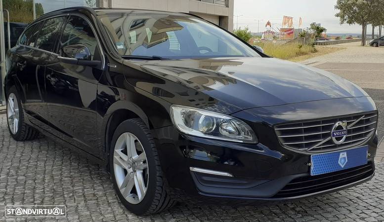 Volvo V60 2.4 D6 Summum AWD Phev - 2