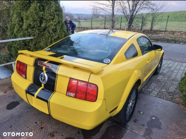 Ford Mustang 4.0 V6 Premium - 8