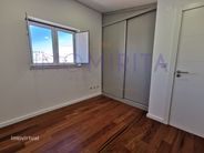 »T3 Duplex - Deslumbrante Vista Rio - Junto à Feira da Ladra« - Miniatura: 10/16