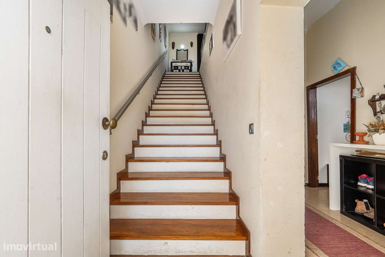 Moradia T3+1 no Gerês – Vilar da Veiga-13