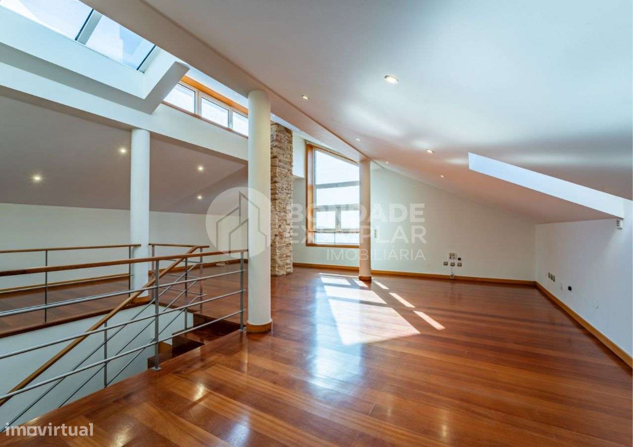 Excelente Moradia V4 - Quinta de Lousã - Valongo-25