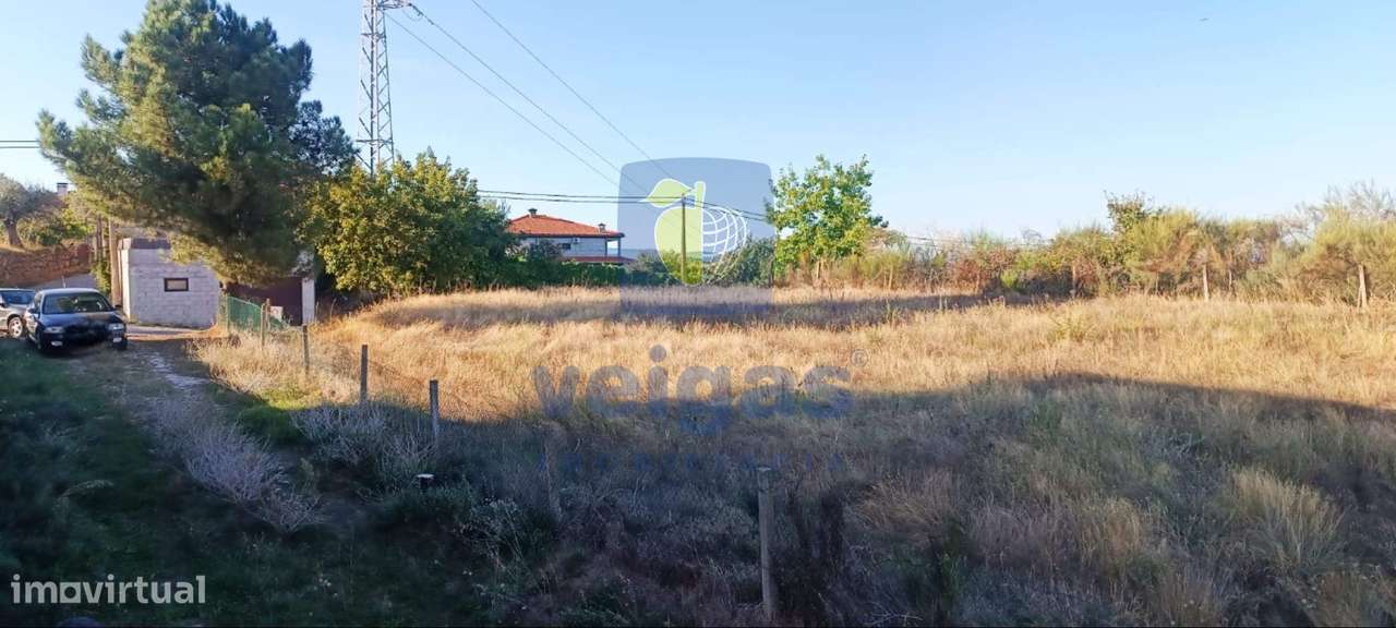 Lote de terreno com 514m2 para moradia unifamiliar em Samaiões, Chaves-1