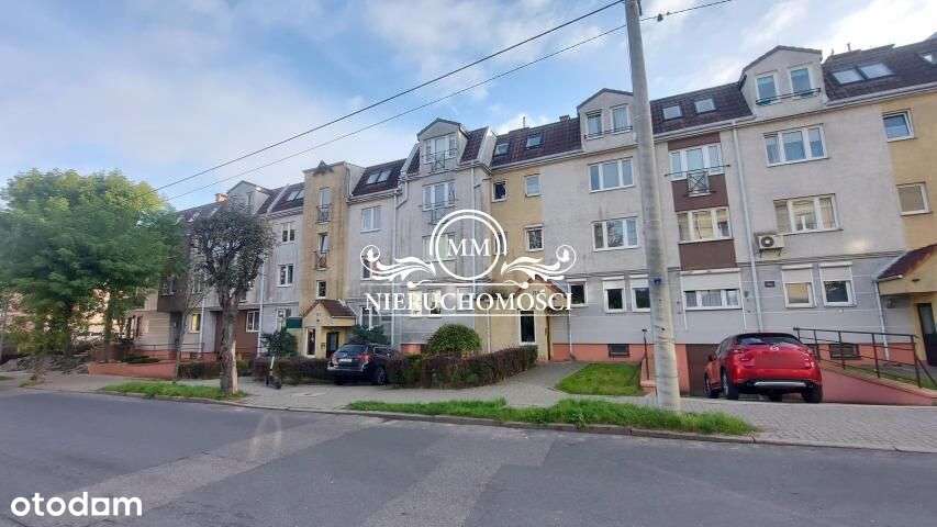 2 pokoje na osiedlu zamkniętym-parter-13