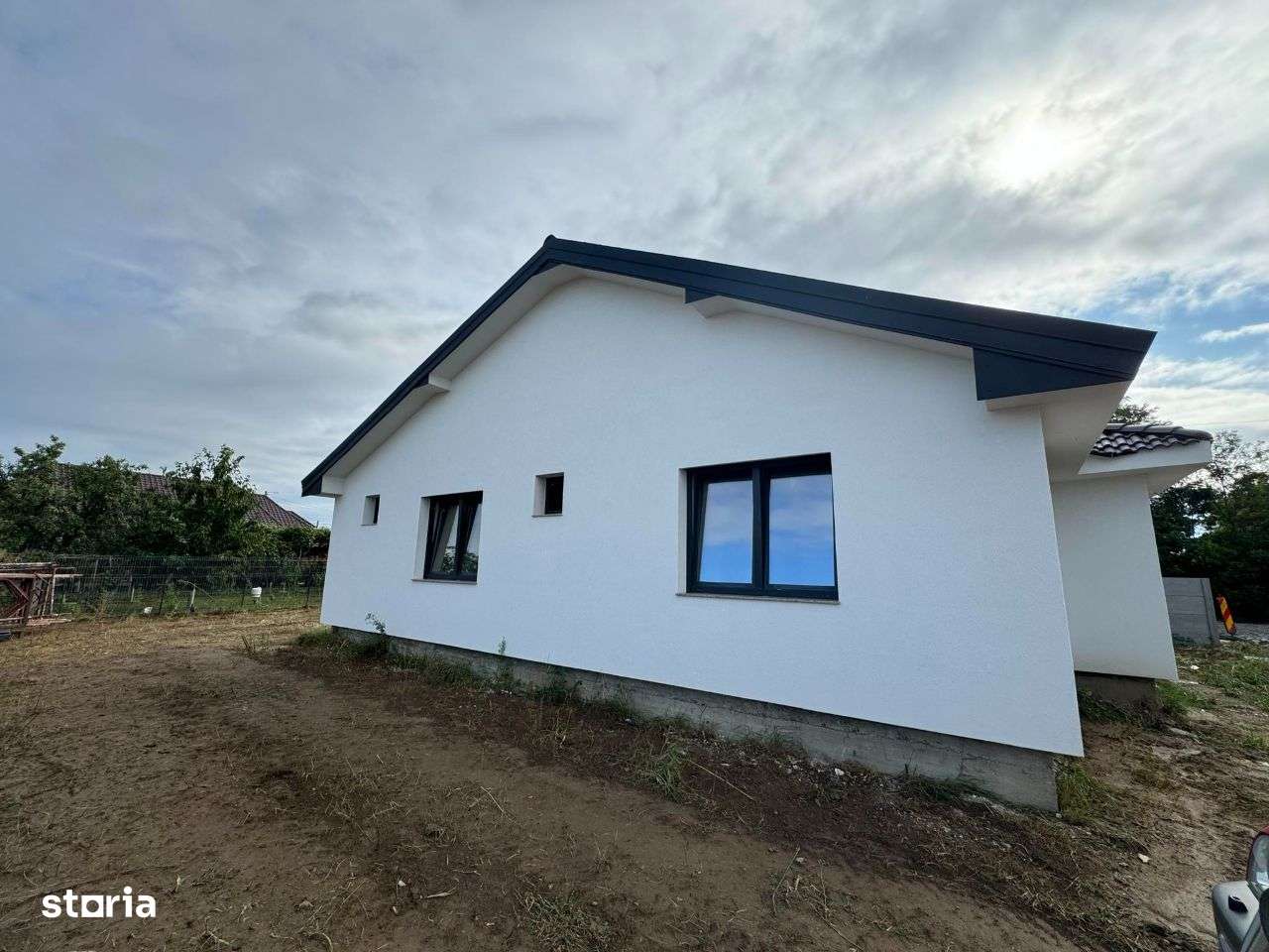 Casa noua tip mediteranean + 5.5 teren Lazuri - Imagine principală: 5/13