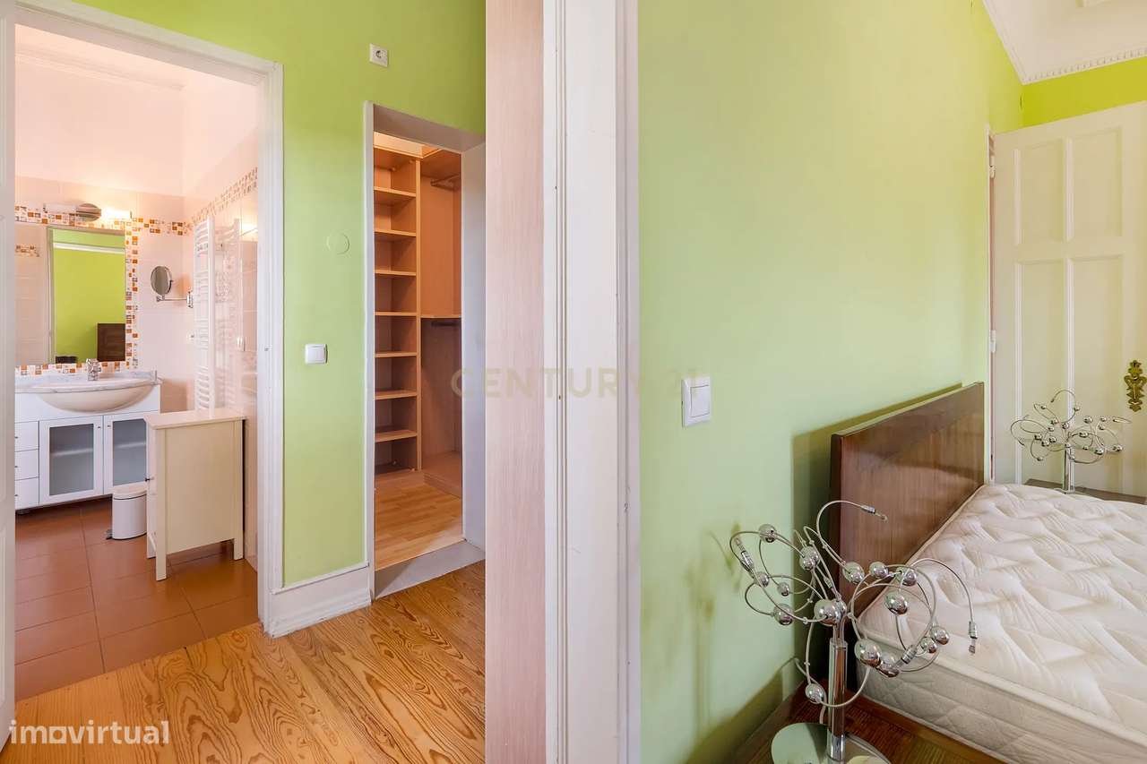 Fantástica Moradia no Restelo - Belém-16