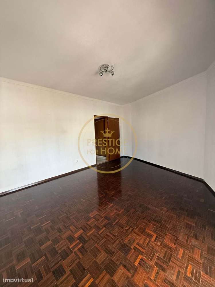 Apartamento luminoso T2 com vista mar e Serra-14