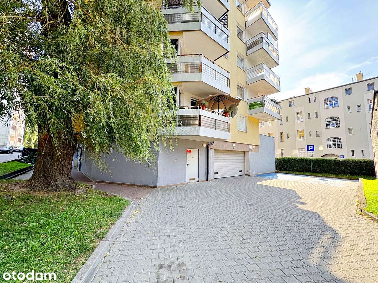 Nowsze budownictwo, loggia, garaż, winda. Duże 3 pokoje. Extra kuchnia-14