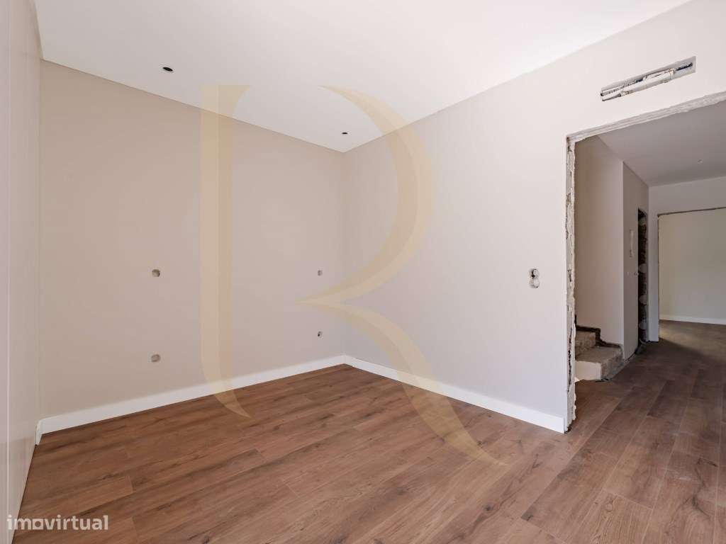 Moradia T4 nova com logradouro nas Paivas - Amora - Seixal-32