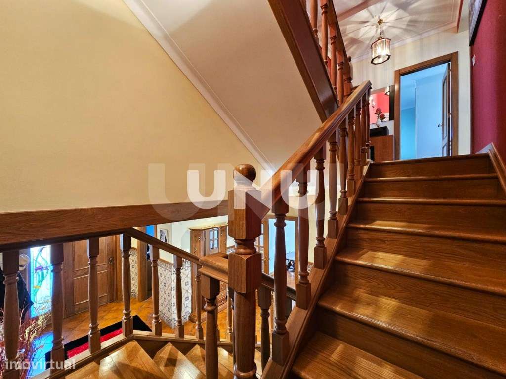 Moradia em Banda T5 - A 5 Minutos do Centro da Cidade de Viseu-18