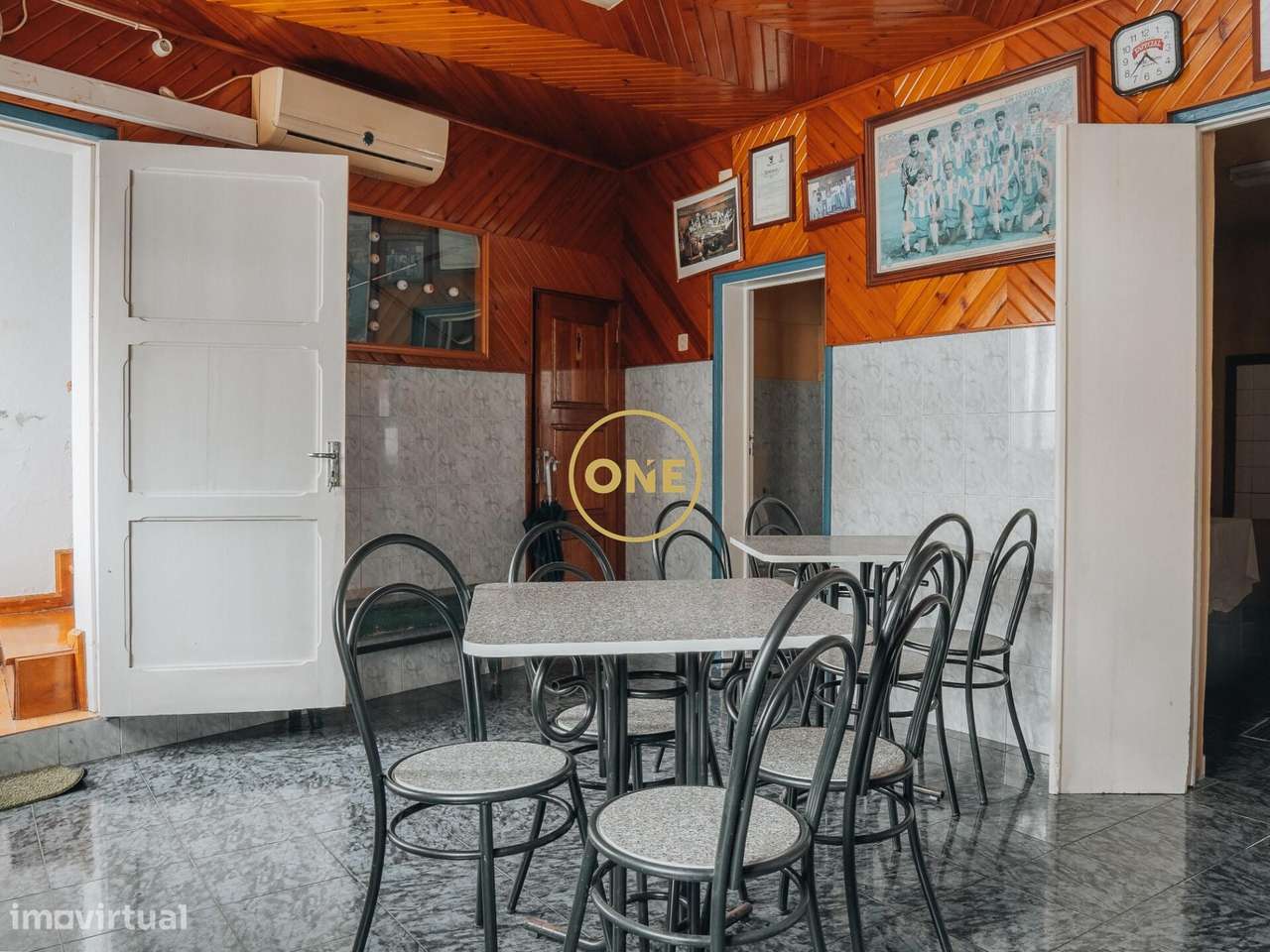 Moradia V2 com Espaço Comercial - Grande imagem: 5/15