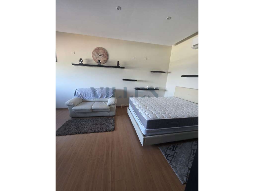 Apartamento T0 Renovado e Equipado em Vila Nova de Gaia - Grande imagem: 5/14