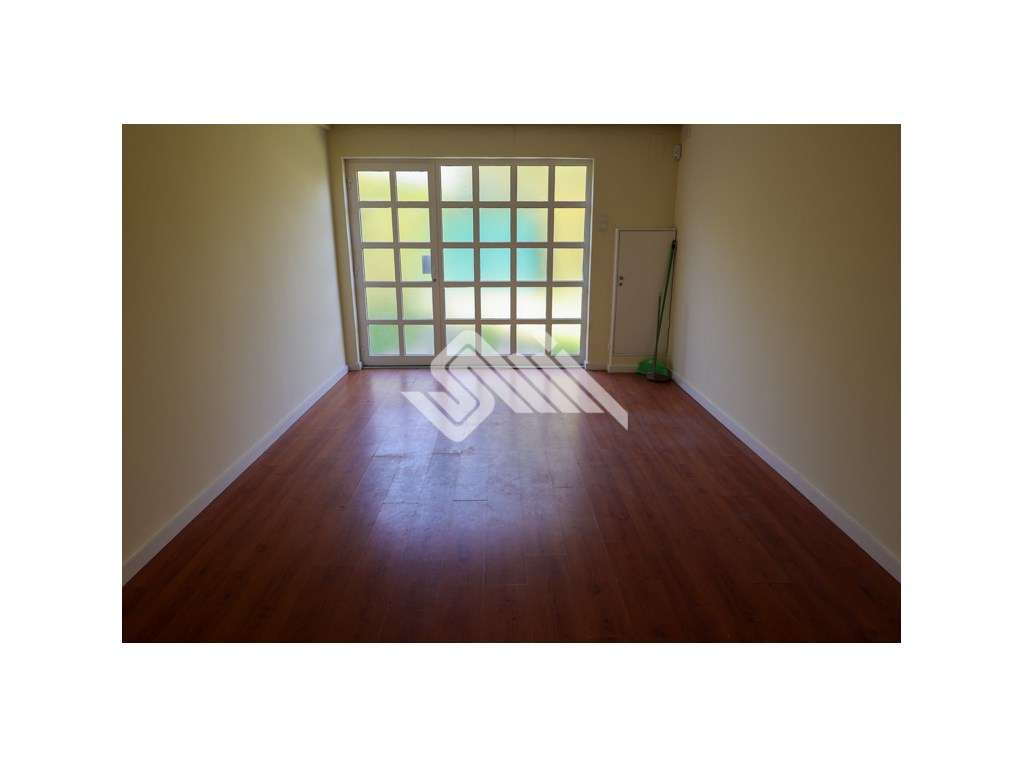 Moradia T5 c/Jardim Campo Alegre-23