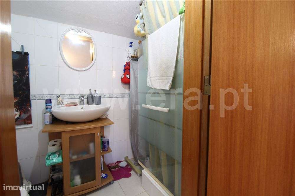 Moradia Geminada 4 quartos, Venda-29