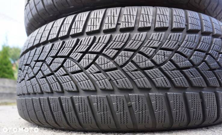 Goodyear UltraGrip Performance 225/55R17 101V Z56 - 8