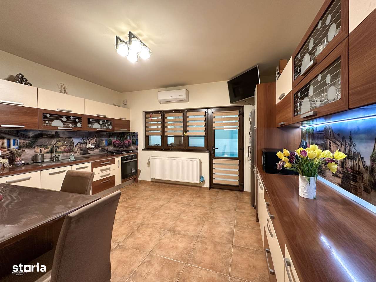 Proprietate Superba - Vila S+P+2E+M - Parc IOR - Acces securizat - Imagine principală: 5/10