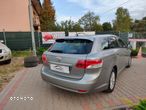 Toyota Avensis 2.0 D-4D Sol - 6