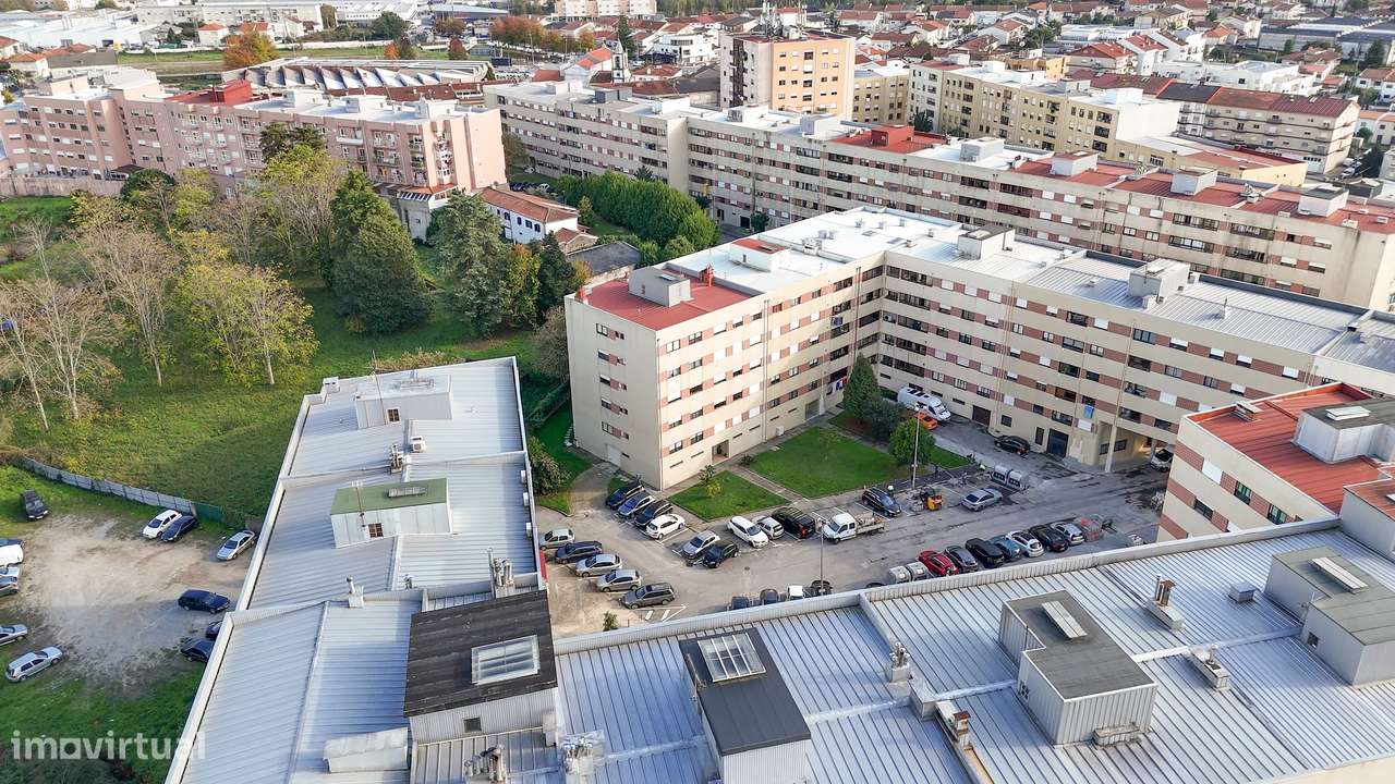 Apartamento T3 em Ferreiros, Braga-39