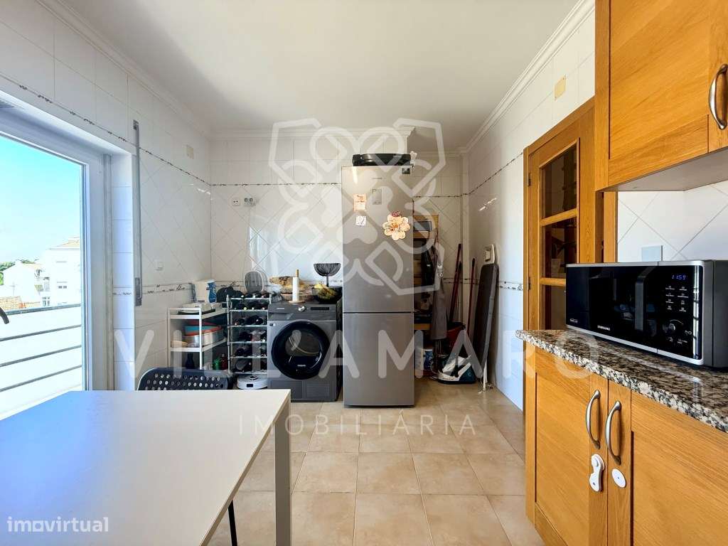 Apartamento T2 + 1, suíte, varandas, elevador e parqueamento na Mal...-4