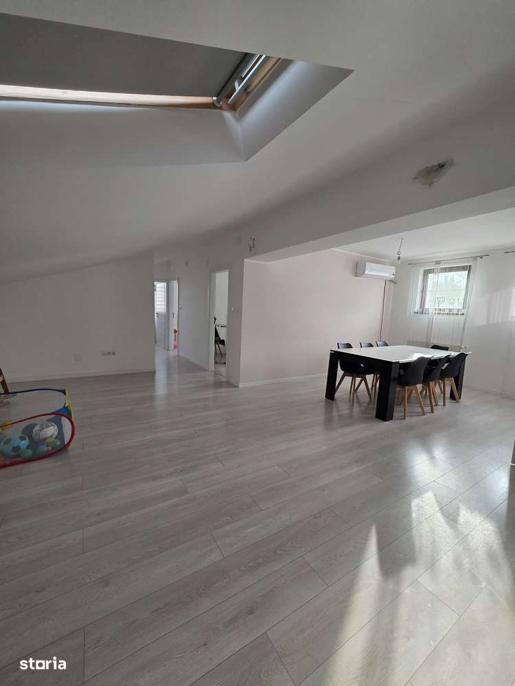 Apartament 4 camere zona Centrala-9