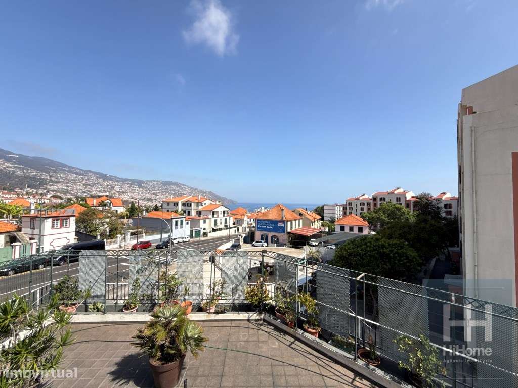 Apartamento T3 com garagem, centro Funchal, vista mar, serra e cidade.-20