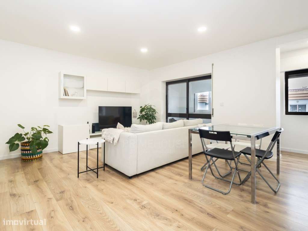 Apartamento T2 remodelado - Quinta de Sto. António a 600 metros da ... - Grande imagem: 5/40