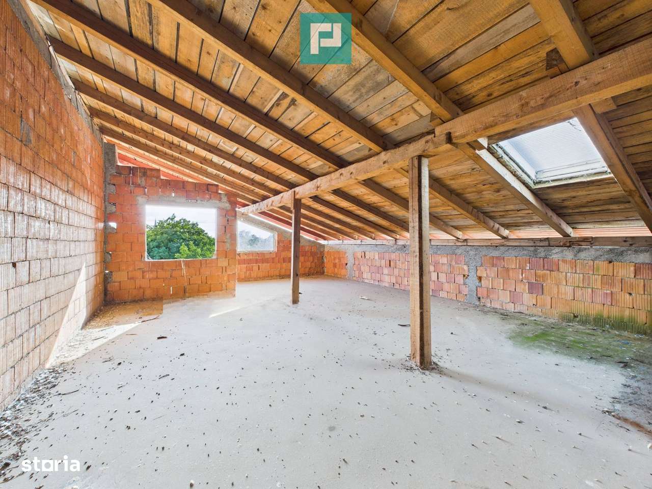 Imobil spațios la roșu pentru investiție - Vinga - Imagine principală: 3/20