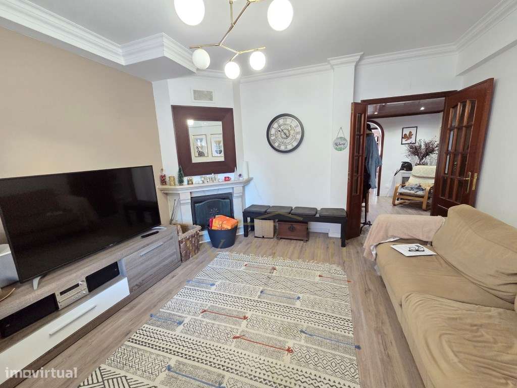 Excelente T2 em Mem Martins - Grande imagem: 4/31