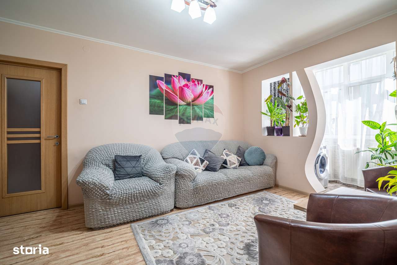 Apartament luminos, 2 camere,  renovat, Parter – Breaza - Imagine principală: 1/16