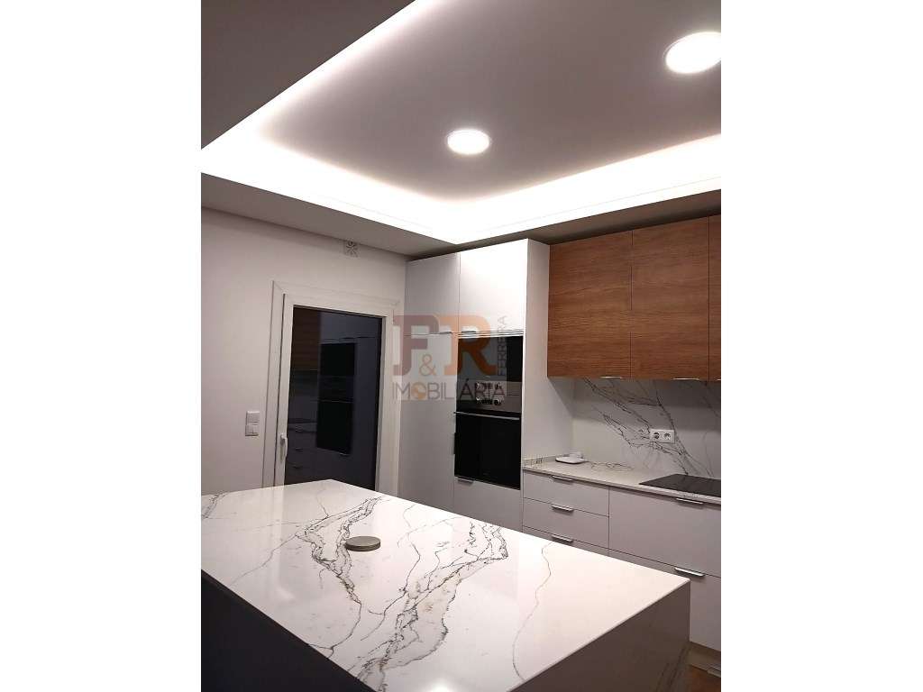 Moradia Pronta T4 com Garagem ,Ginásio e Piscina Sobreda-9