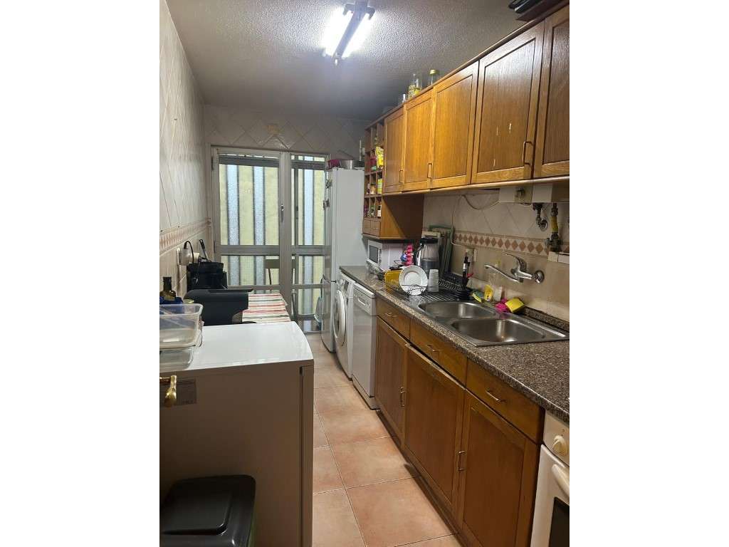 Apartamento T3 em Telheiras - Excelente localização e luminosidade-2